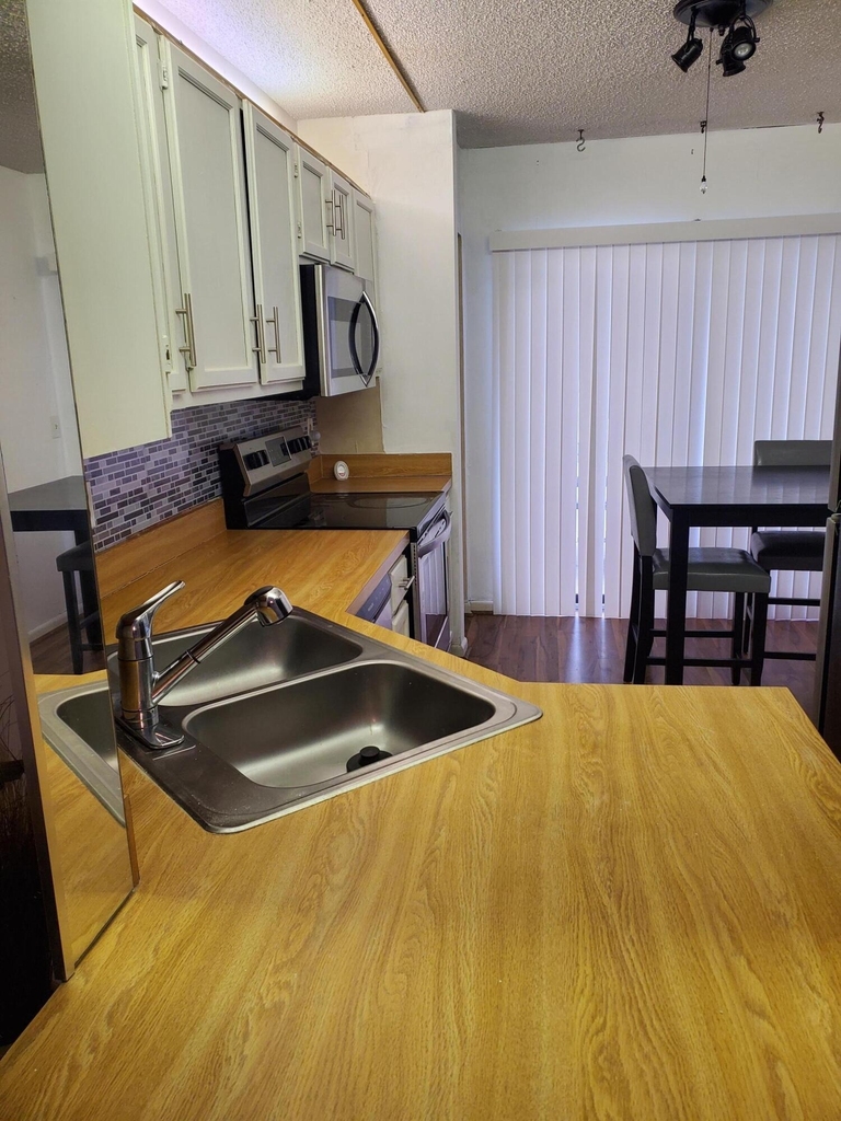 2641 Gately Drive E - Photo 3