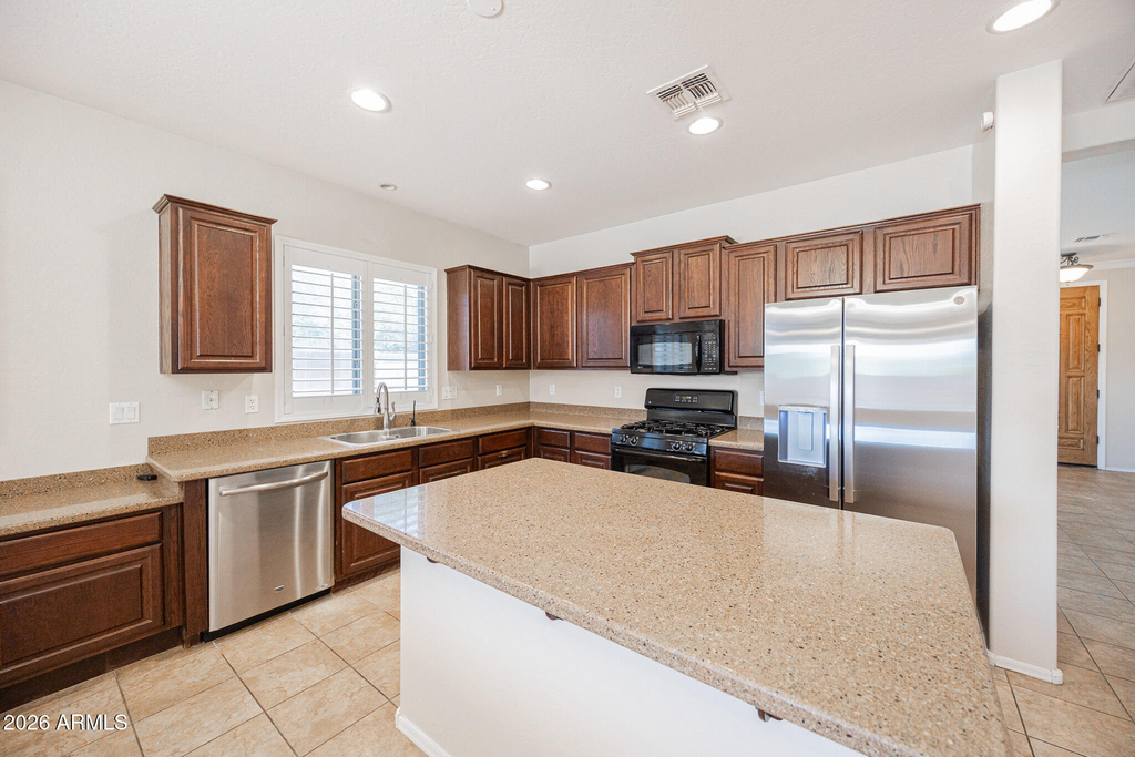 3681 E Yellowstone Place - Photo 10