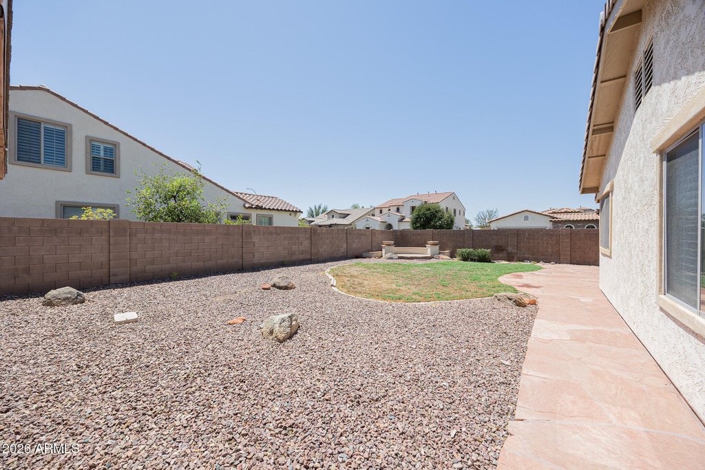 3681 E Yellowstone Place - Photo 28