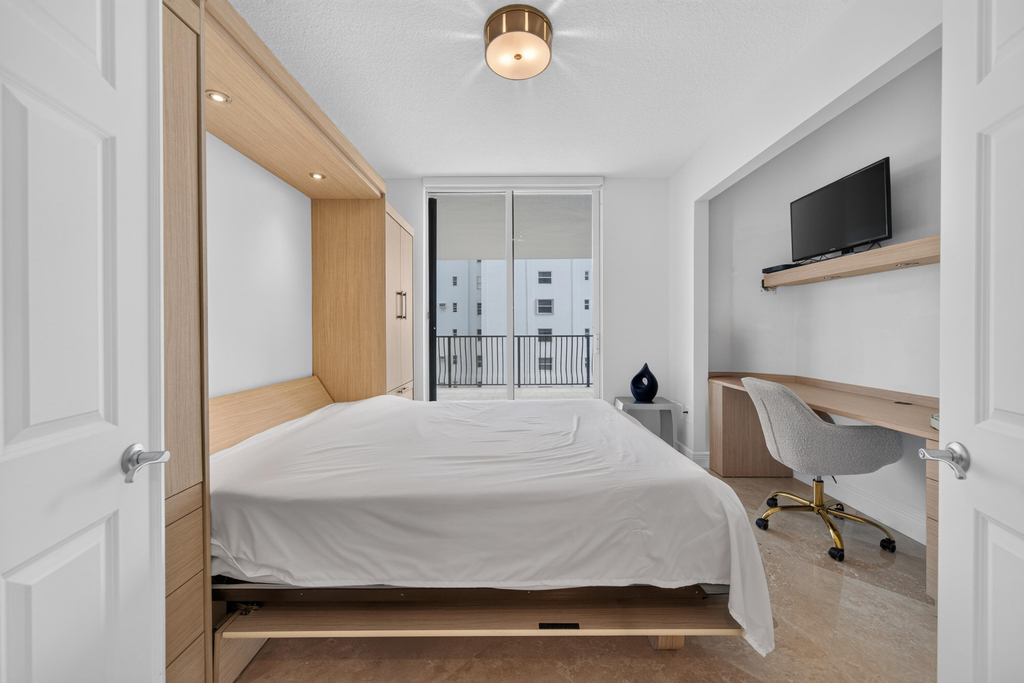 100 S Birch Road - Photo 10