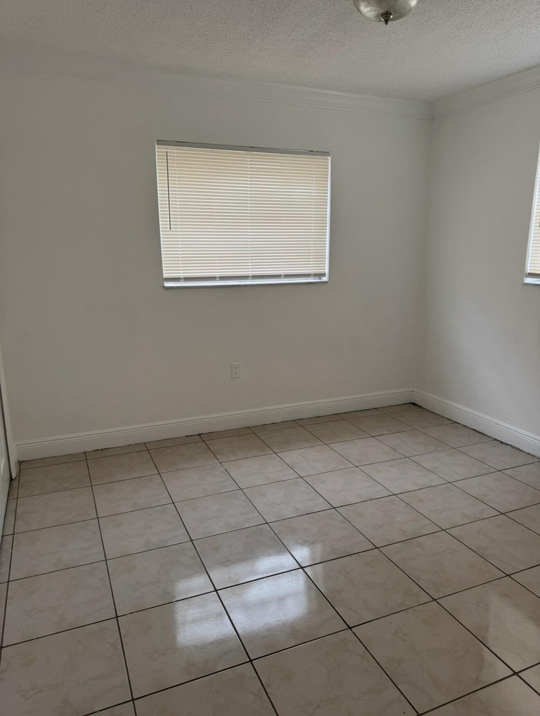 16118 Ne 21st Avenue - Photo 3