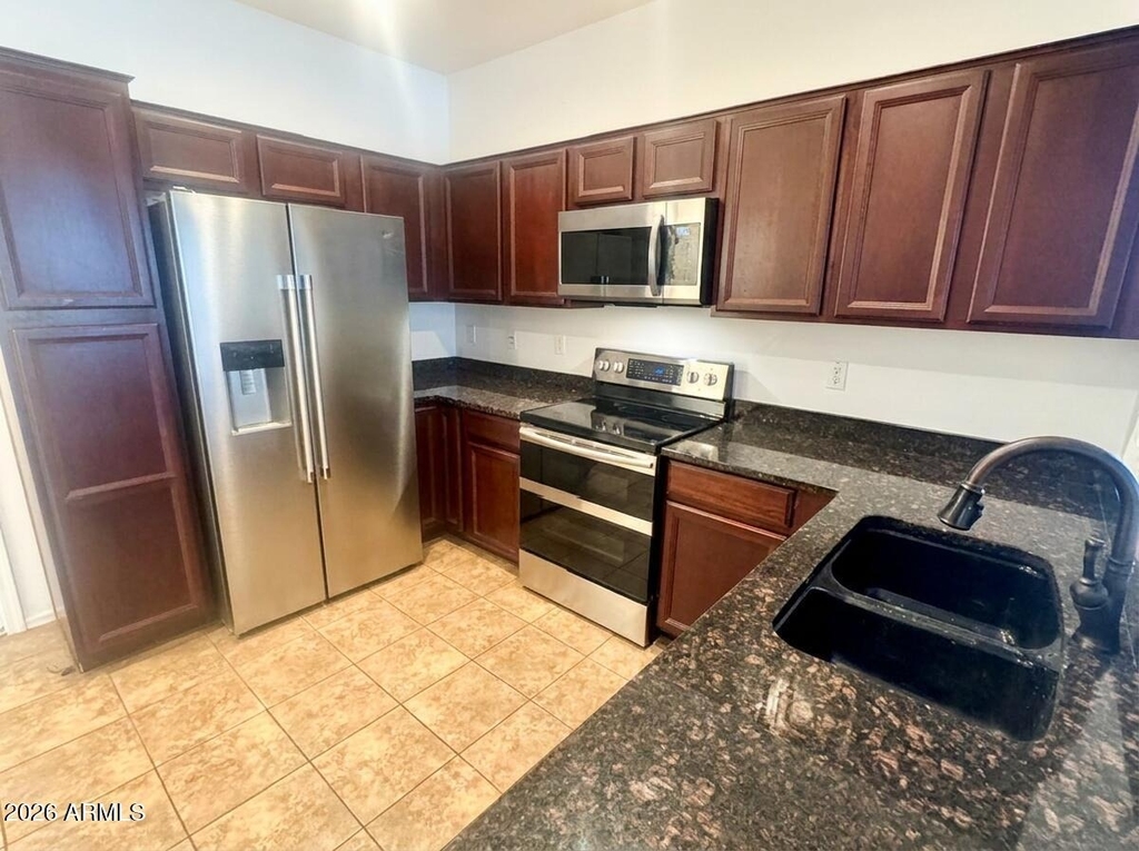 2896 N Claire Drive - Photo 4