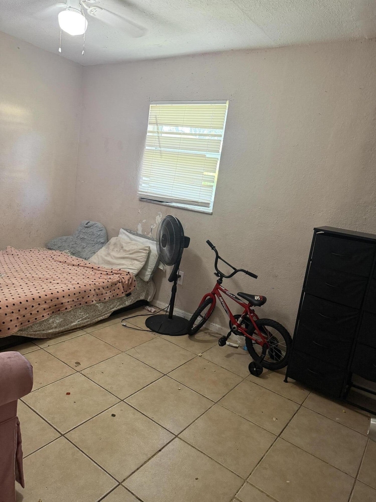 1807 Douglas Street S - Photo 6