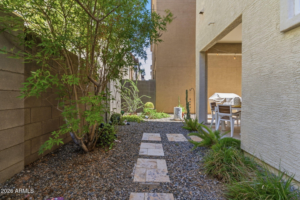 674 W Flintlock Way - Photo 41