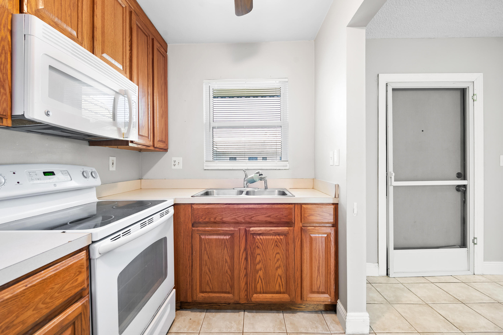 1001 Se 16th Street - Photo 4