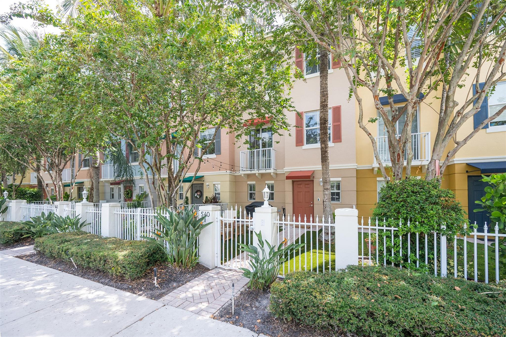 540 Ne 7th Avenue - Photo 27