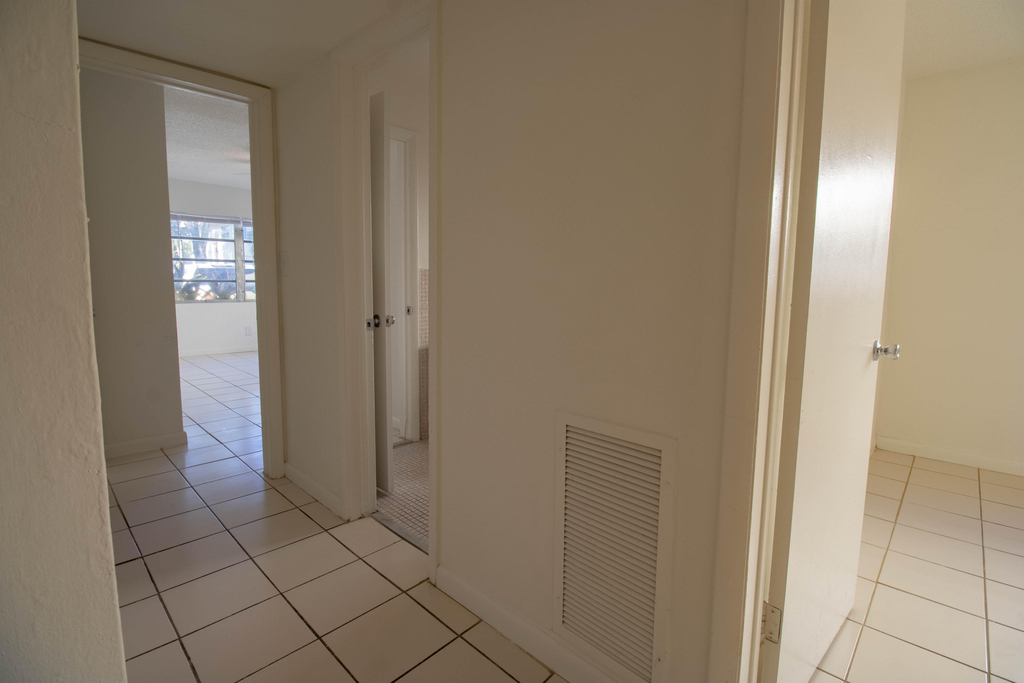 1501 Himmarshee Street - Photo 9