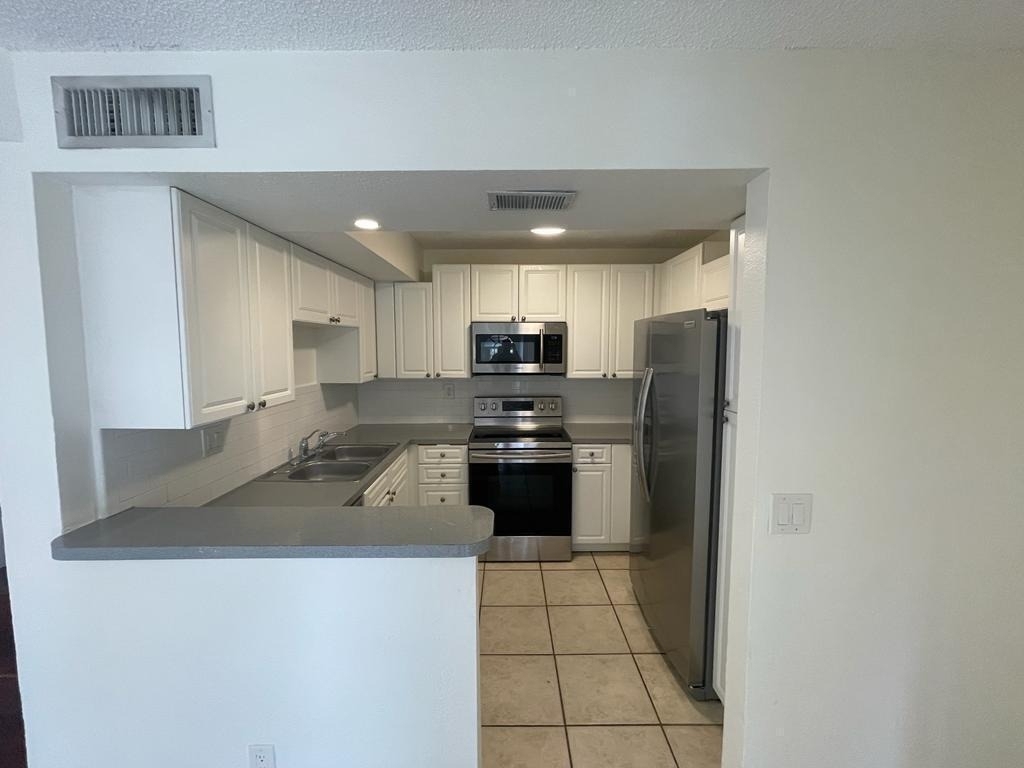 8243 Thames Boulevard - Photo 5