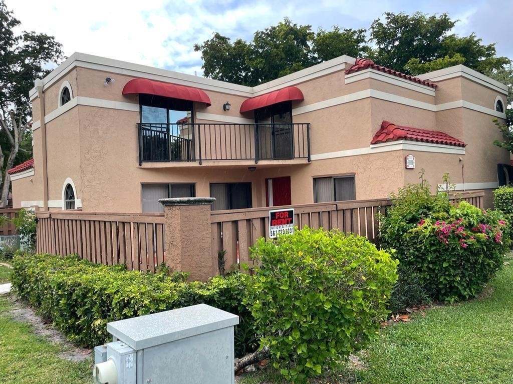 8243 Thames Boulevard - Photo 1