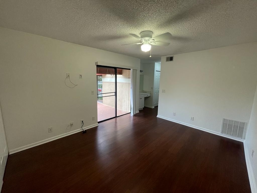 8243 Thames Boulevard - Photo 14
