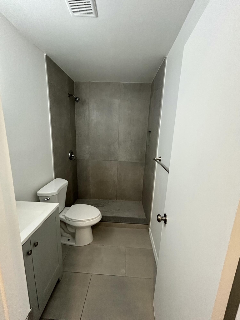 749 Se 15th Street - Photo 8