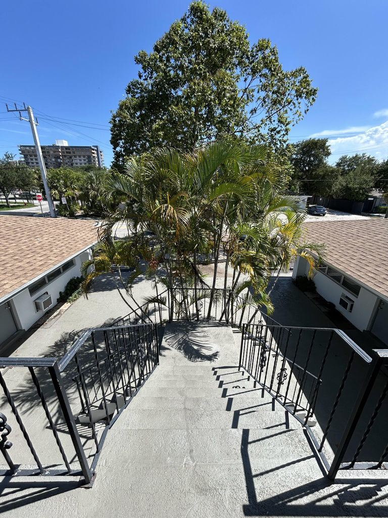 749 Se 15th Street - Photo 16