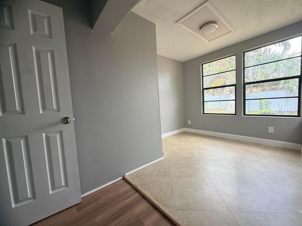 8381 Nw 28th Place - Photo 22