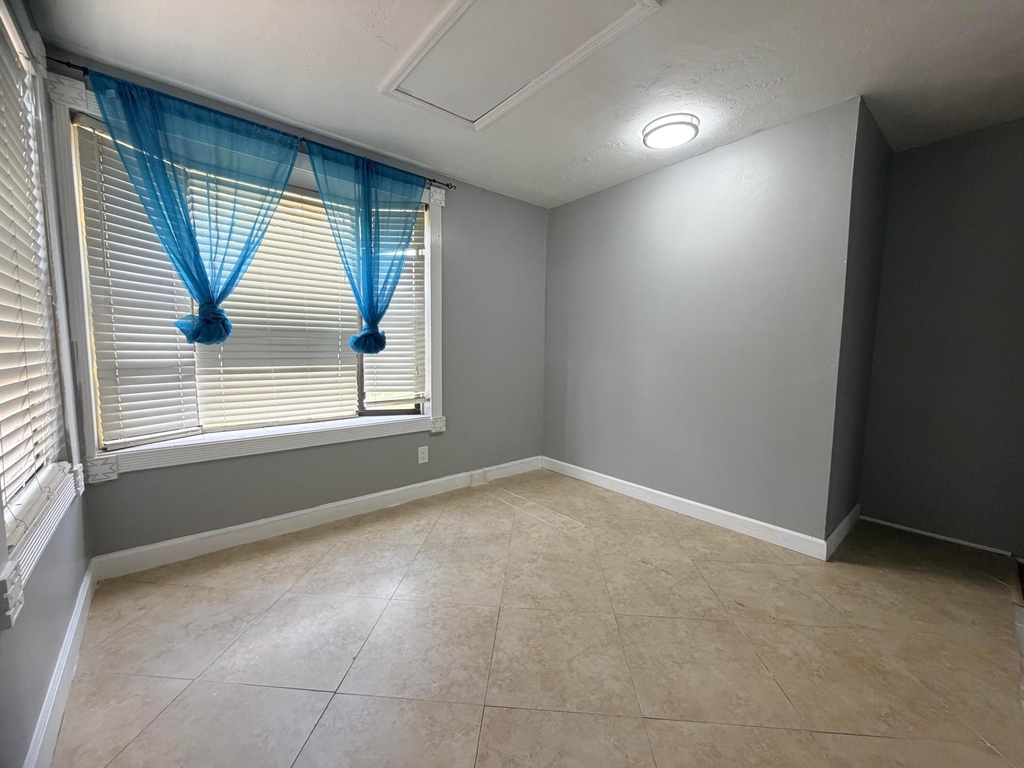 8381 Nw 28th Place - Photo 21
