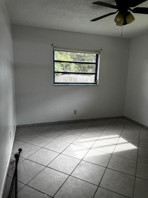 1871 W Forest Avenue - Photo 3