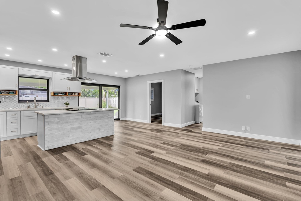 2056 Park Place - Photo 10