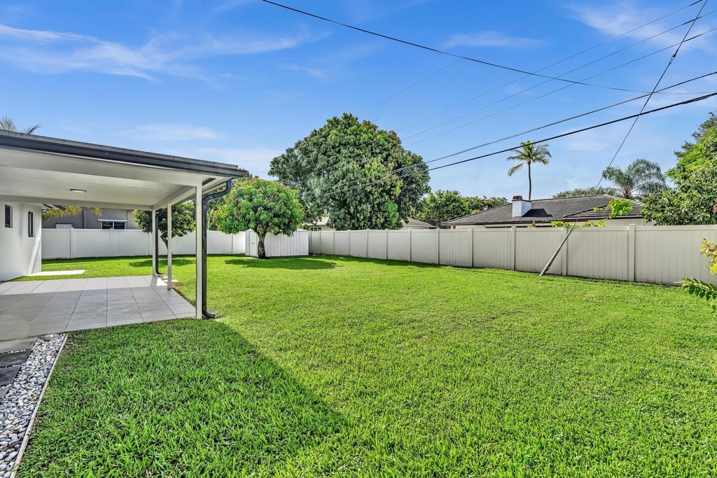 2056 Park Place - Photo 26
