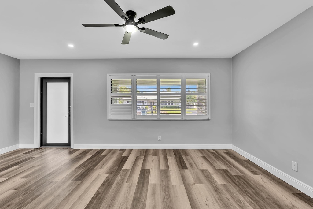 2056 Park Place - Photo 13