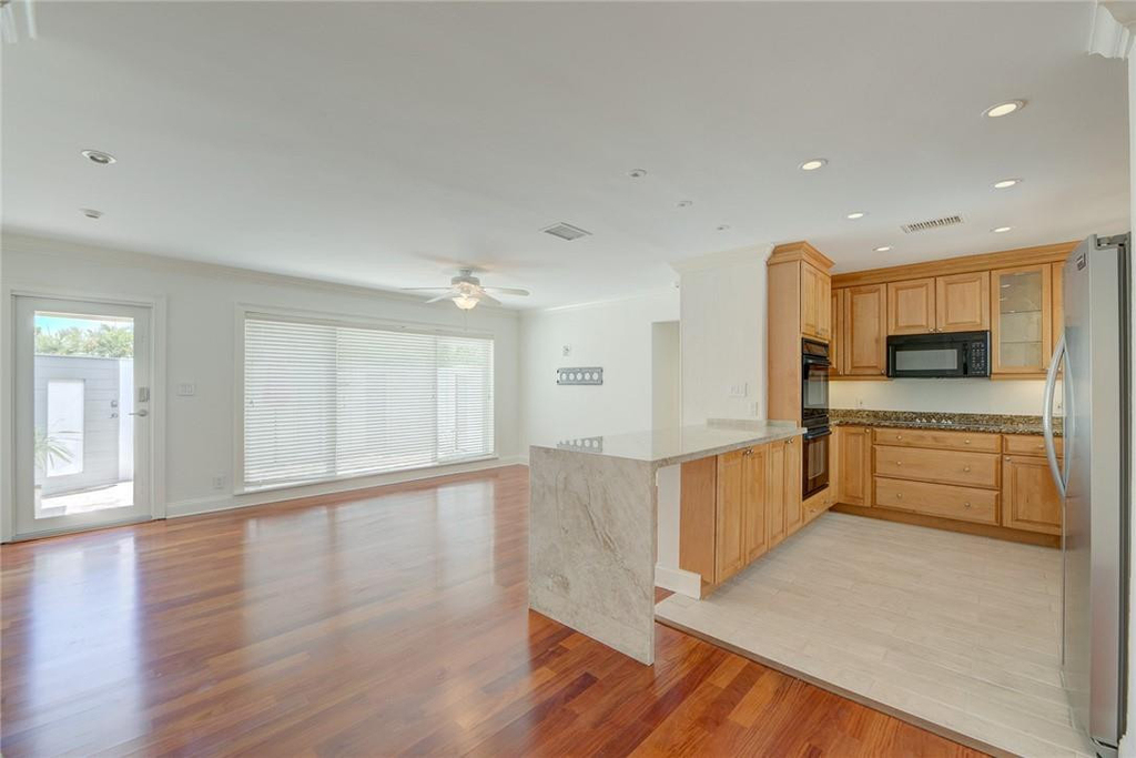 2709 Ne 16th Avenue - Photo 4