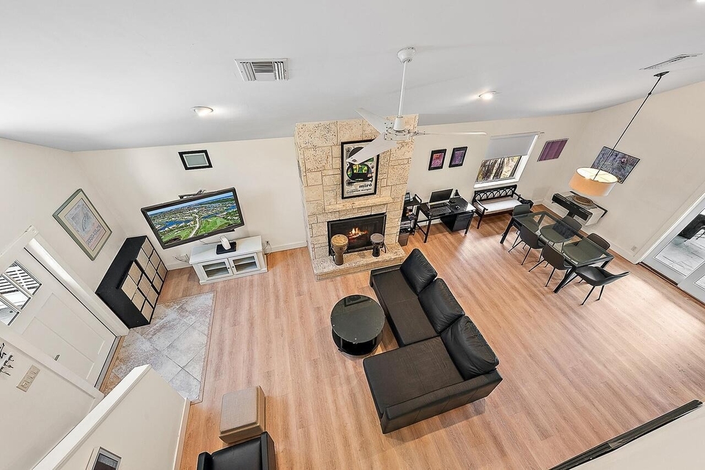 15629 95th Avenue N - Photo 1