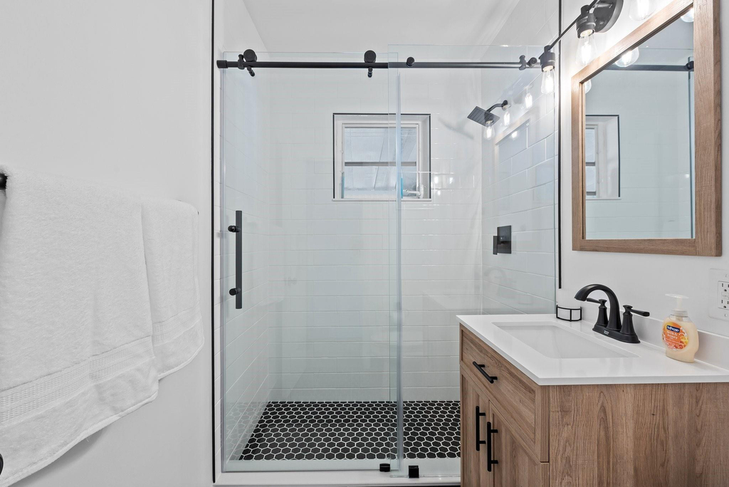 310 Ne 6th Street - Photo 6