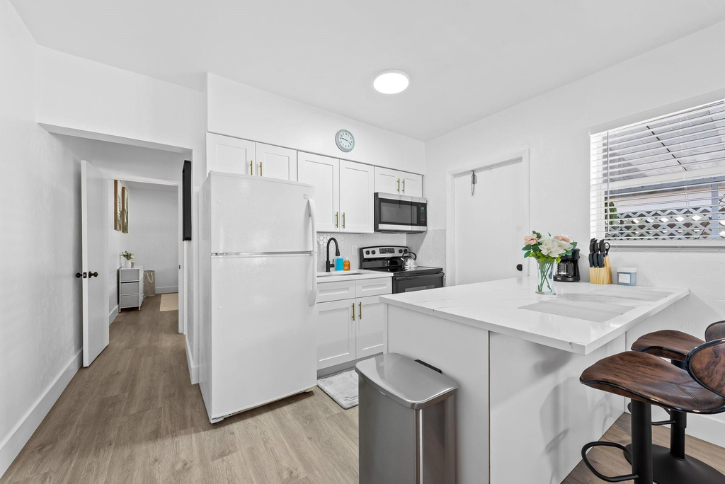 310 Ne 6th Street - Photo 3
