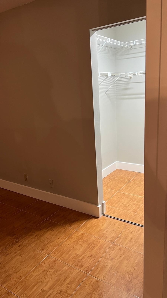 379 Sw 34th Terrace - Photo 3