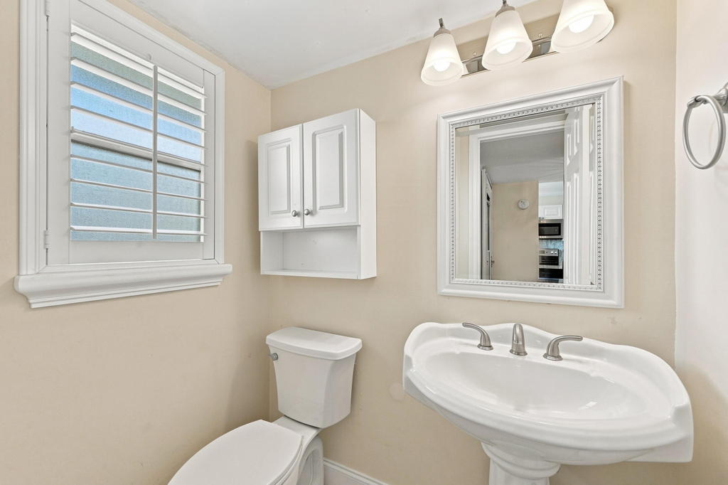 3661 Via Poinciana - Photo 16