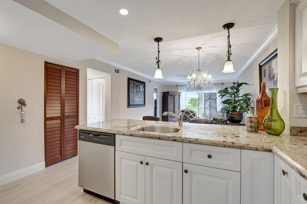 9810 Marina Boulevard - Photo 6
