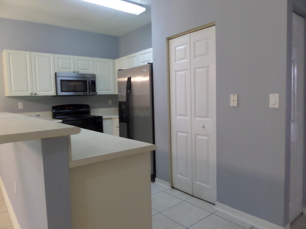 14007 Sw 49th Street - Photo 7