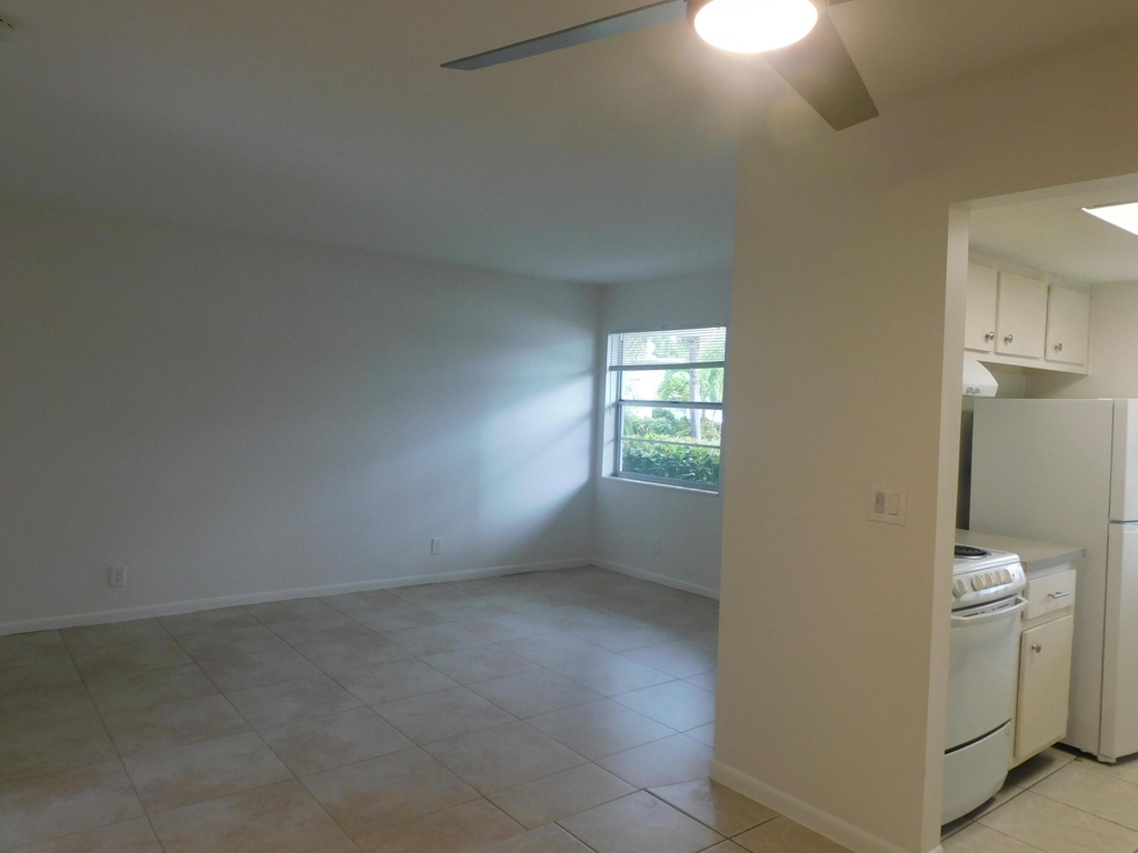 640 Se 2nd Avenue - Photo 7