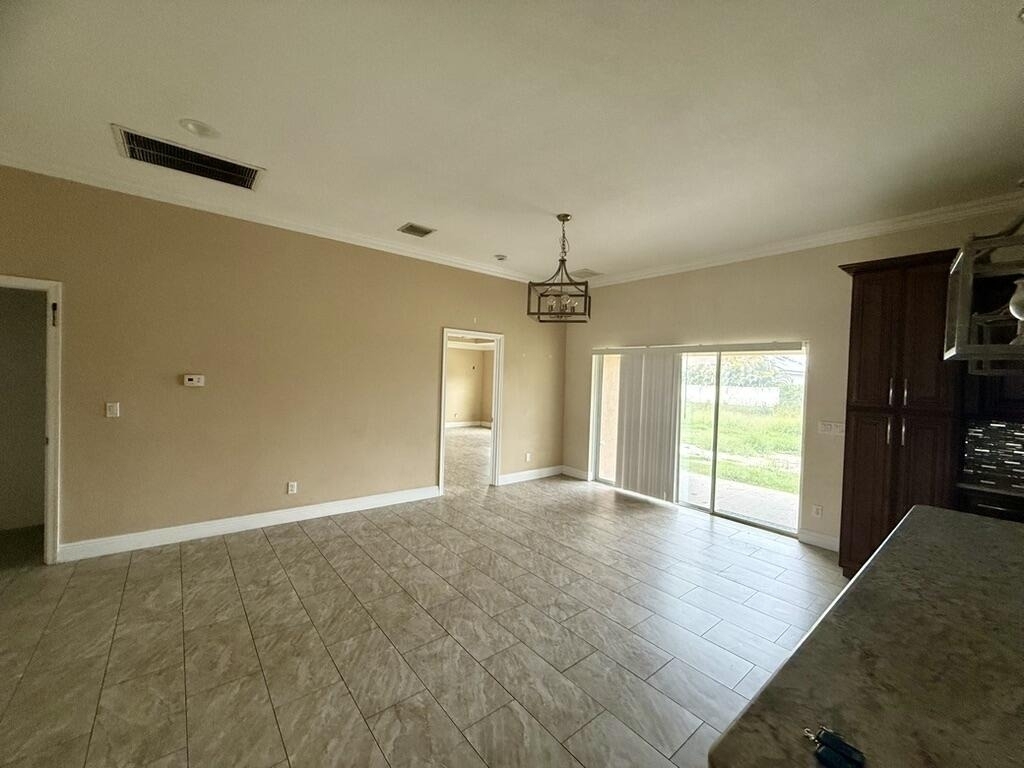 4417 Sw Baturro Street - Photo 2