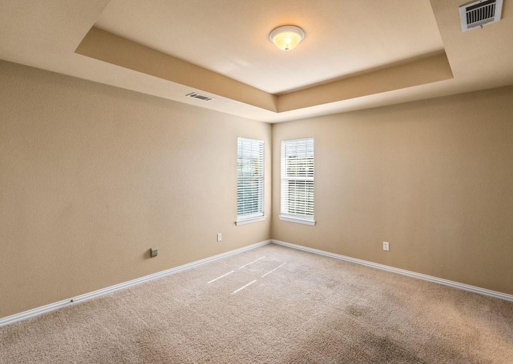 2210 Kaitlyn Circle - Photo 9