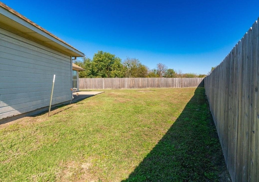 2210 Kaitlyn Circle - Photo 20