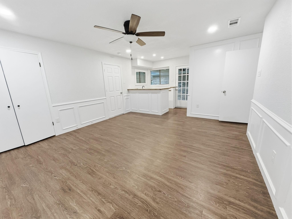 2409 Castle Street - Photo 13