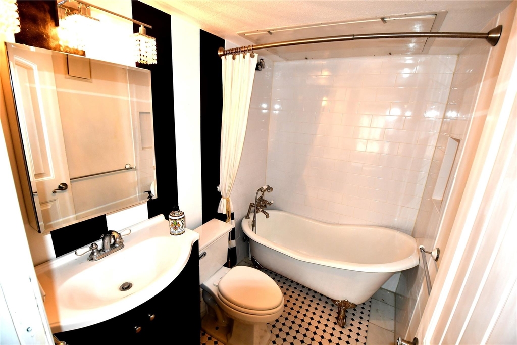 3121 Sondra Drive - Photo 7