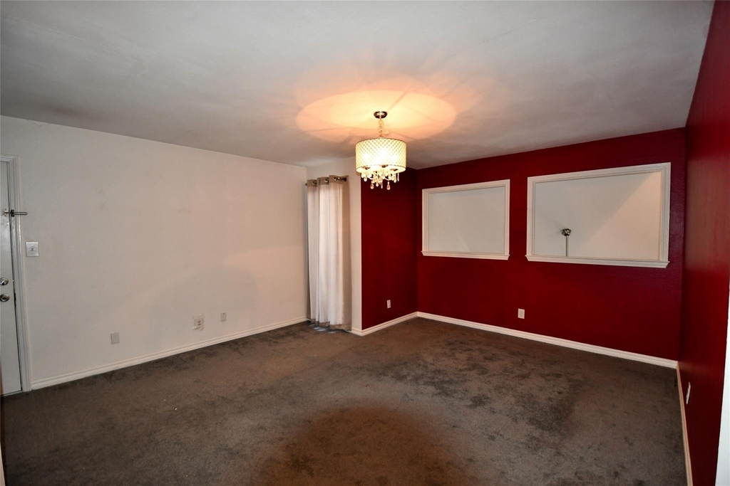 3121 Sondra Drive - Photo 8