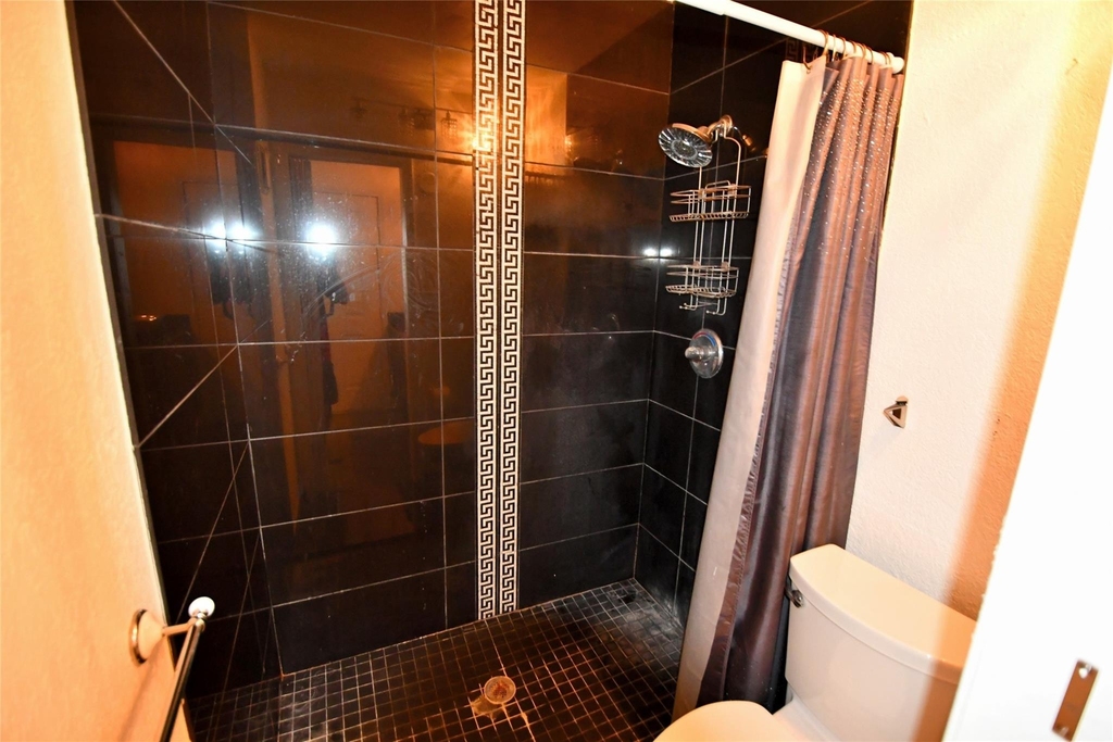 3121 Sondra Drive - Photo 11