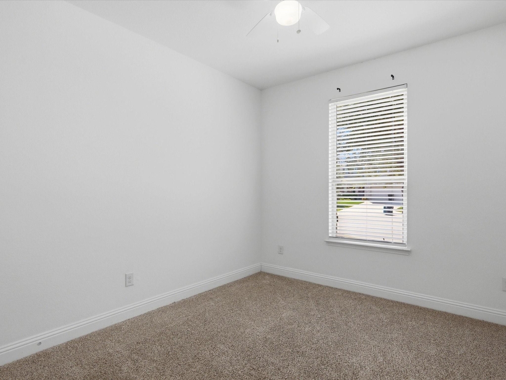 10236 Fox Springs Drive - Photo 20