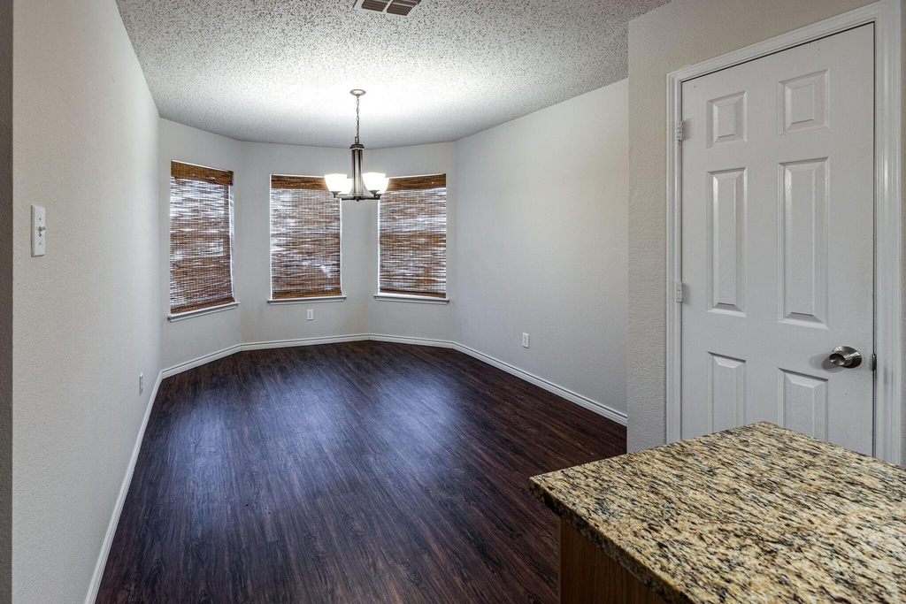 1561 Knottingham Drive - Photo 13
