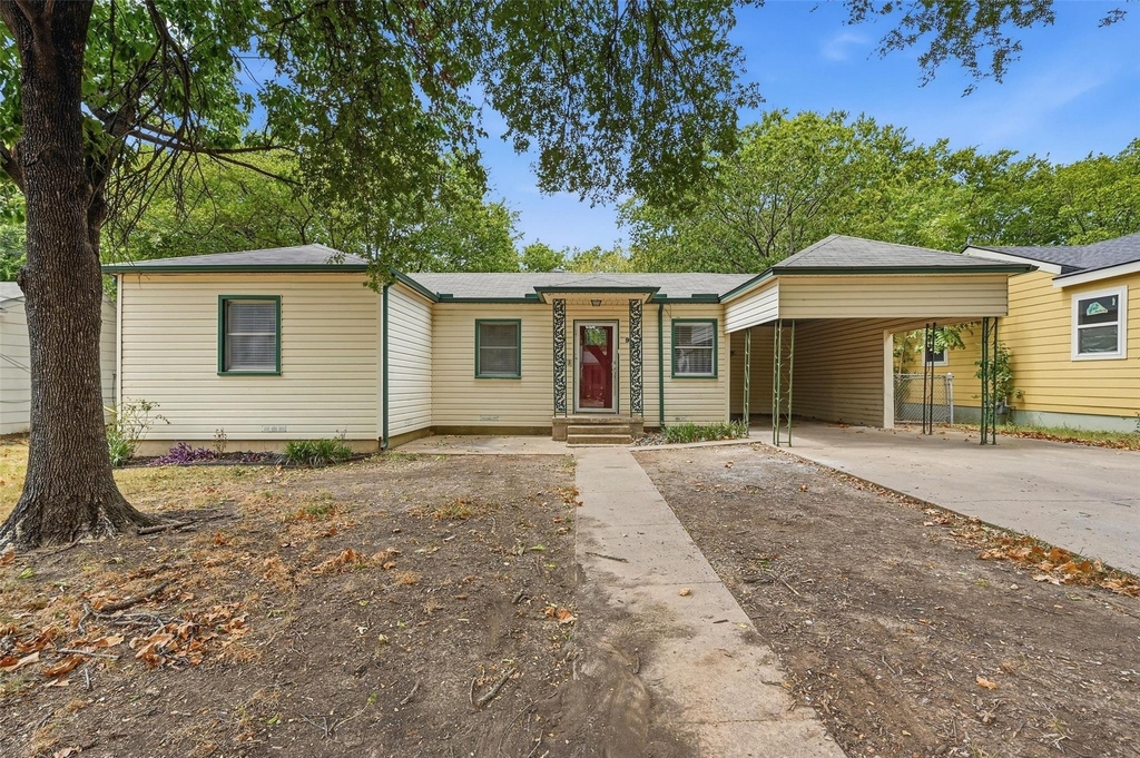 920 S Lee Avenue - Photo 0