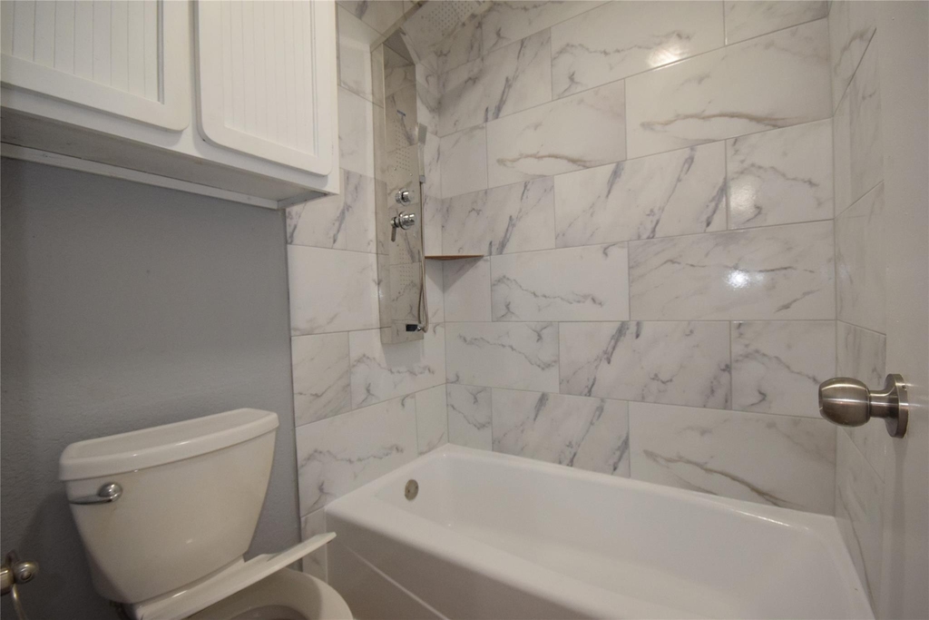 115 W Timberview Lane - Photo 7