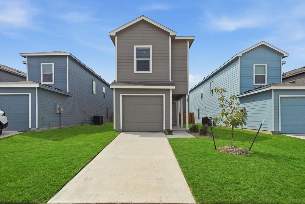 801 Wagtail Drive - Photo 0