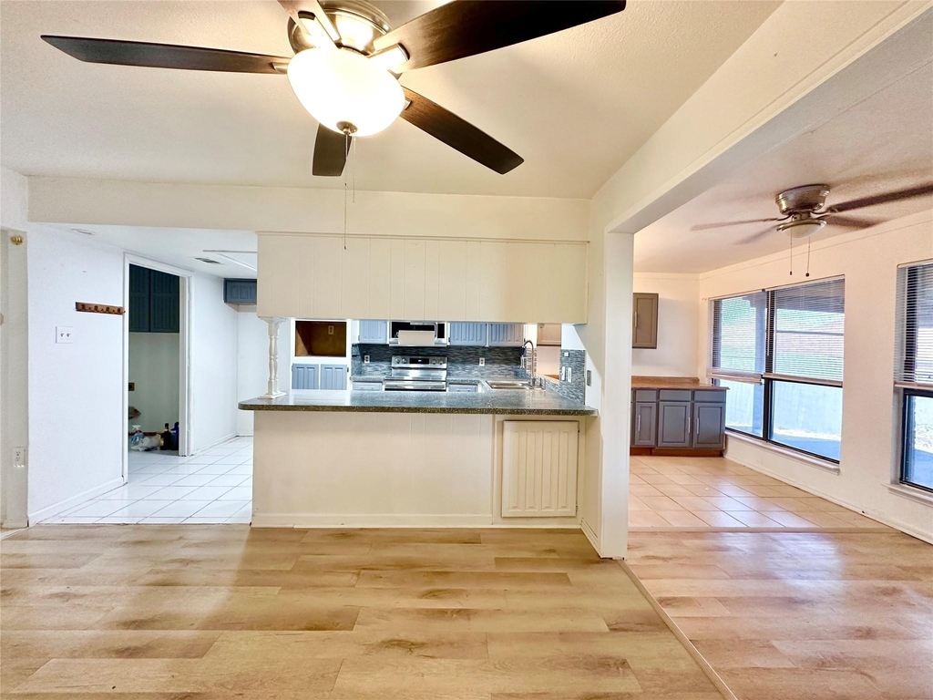 807 Fondren Drive - Photo 4