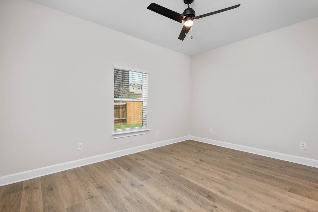 602 Princeton Heights Boulevard - Photo 4