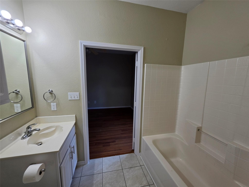 911 Lake Drive - Photo 30