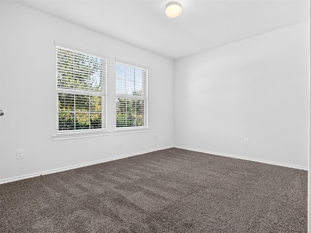 1111 Meadow Side Drive - Photo 14