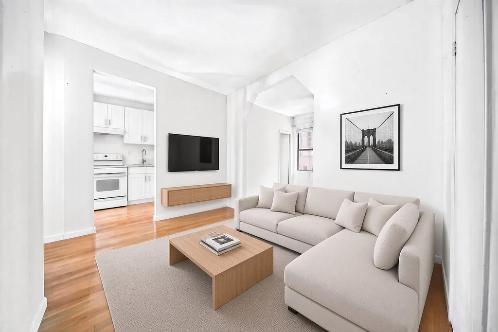 328 East 14th Street - Photo 0
