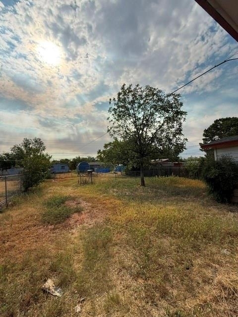 917 N Danville Drive - Photo 10