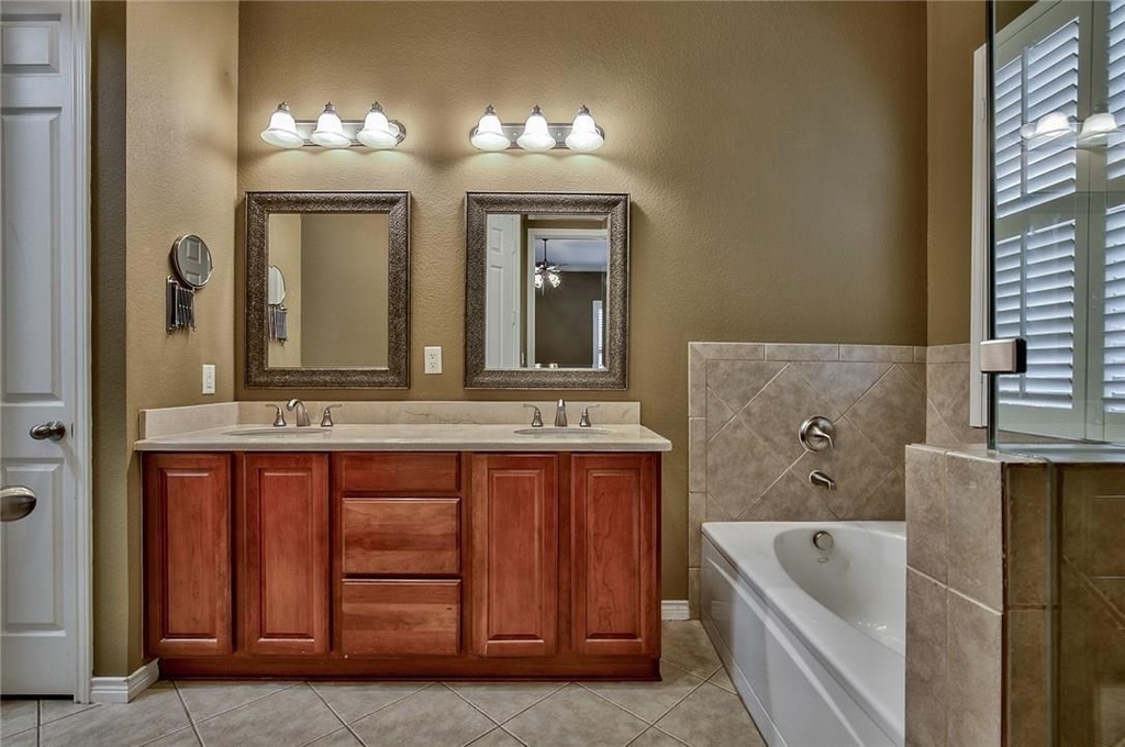 2107 Lucerne Cove - Photo 11